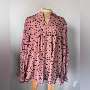 Entro  pink long puffy sleeve blouse with black markings size Large